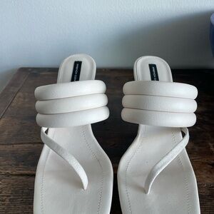 French Connection Women's cream/white Sandals